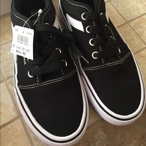 NEW Airwalk sneakers